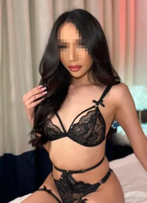 Жасырын камерадағы әйелдің порно фотосы